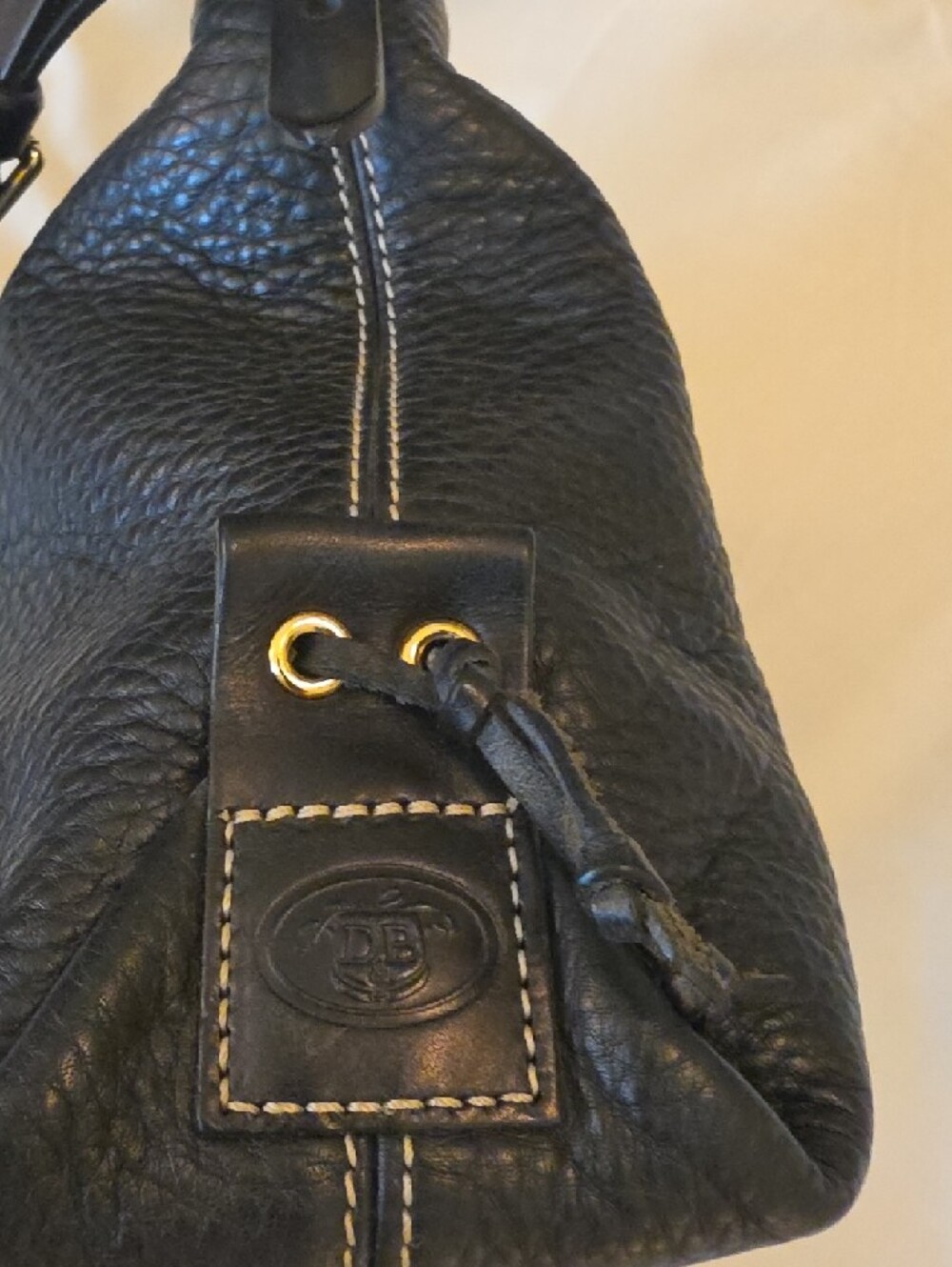 Dooney & Bourke Black Pebbled Leather Shoulder Bag - Picture 4 of 8